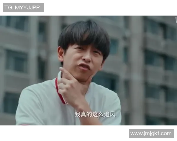 《功夫足球：球星争锋与传奇少年携手破敌》